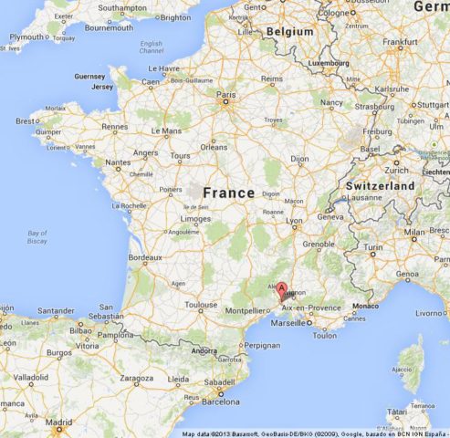 Where is Nimes on Map of France