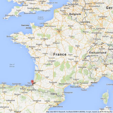 Where is Biarritz on Map of France