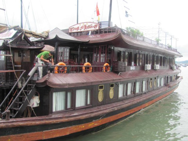 Boat Halong