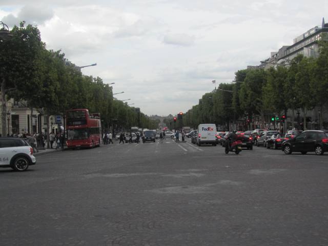 Champs Elysées Paris