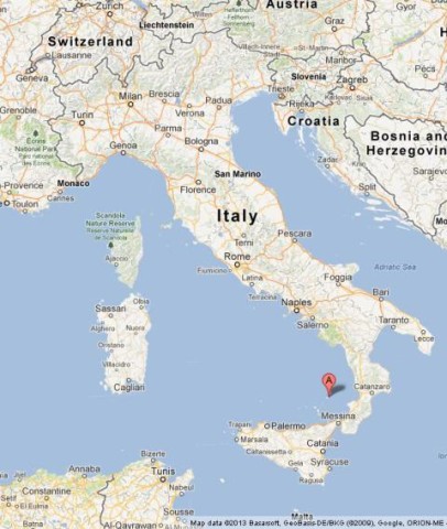 location Stromboli on Map of Italy