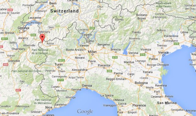 location Courmayeur on map north Italy