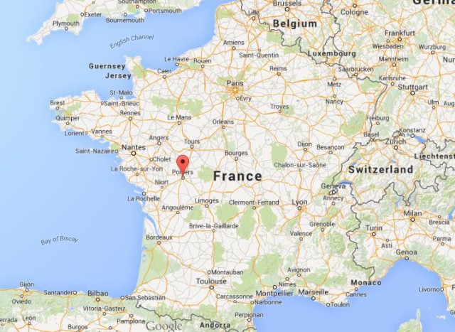 location Poitiers on map of France