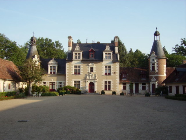 Troussay Chateau