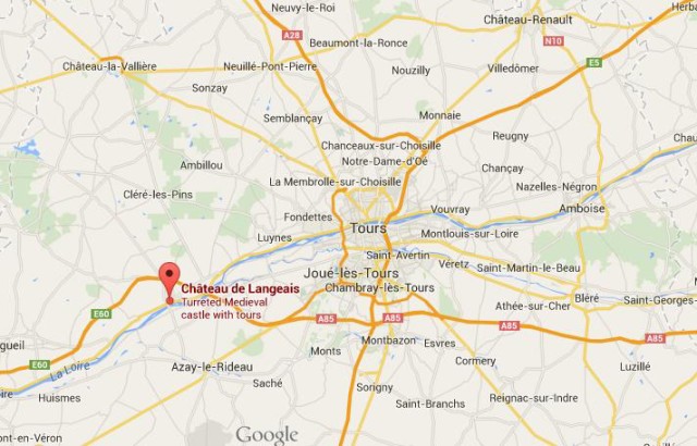 location Langeais Castle on map Tours