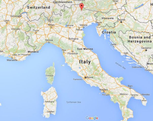 Location Cortina d'Ampezzo on map Italy