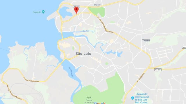 Where is Colares Moreira Avenue located on map of São Luis