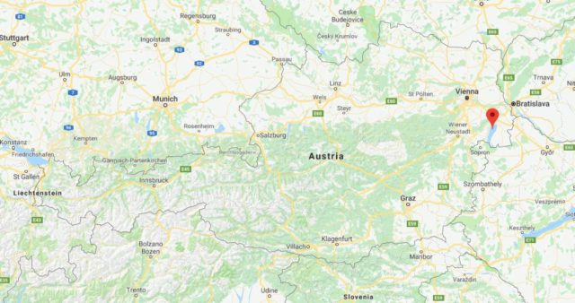 Where is Lake Neusiedl located on map of Austria