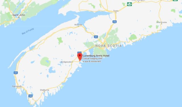 Where is Lunenburg located on map of Nova Scotia