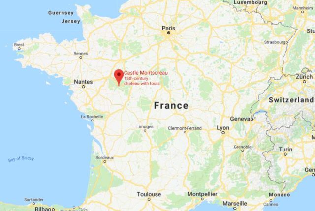 Where is Montsoreau Castle located on map of France