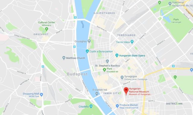 Where is Hungarian National Museum located on map of Budapest