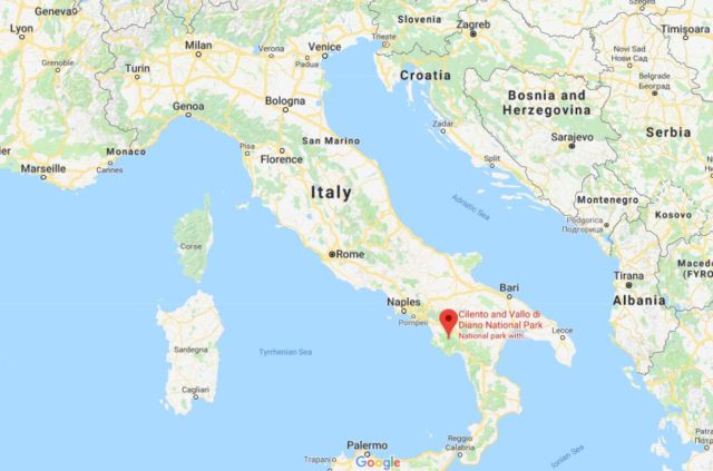 Where is Cilento and Vallo di Diano National Park located on map of Italy