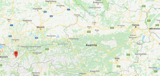 Where is Pettneu am Arlberg located on map of Austria