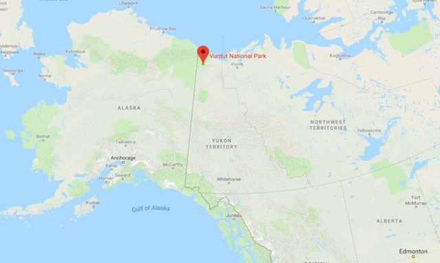 Where is Vuntut National Park located on map of Northwest of Canada 
